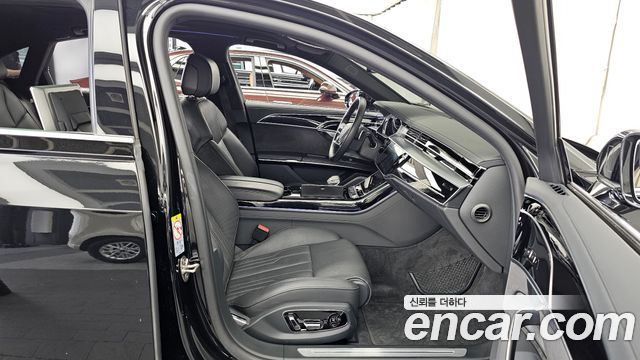 Audi A8 (D5) 55 TFSI Quattro LWB 2021 — фото 11