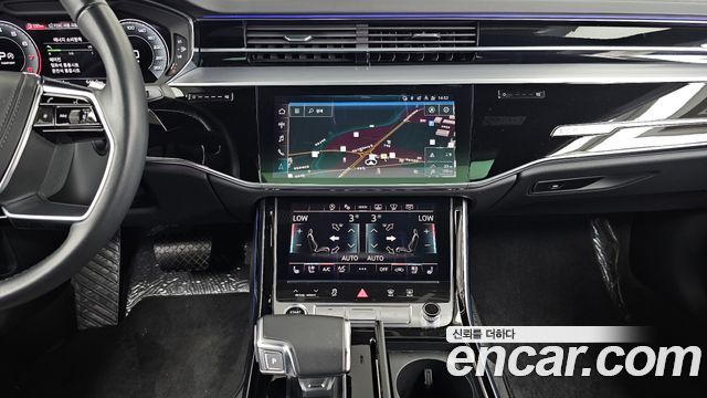 Audi A8 (D5) 55 TFSI Quattro LWB 2021 — фото 14