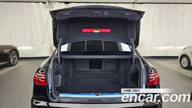 Audi A8 (D5) 55 TFSI Quattro LWB 2021 — фото 20