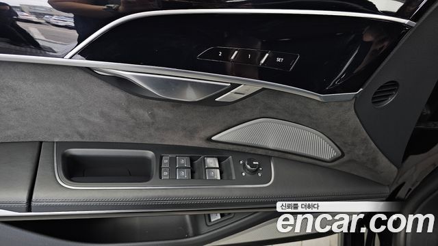 Audi A8 (D5) 55 TFSI Quattro LWB 2021 — фото 29