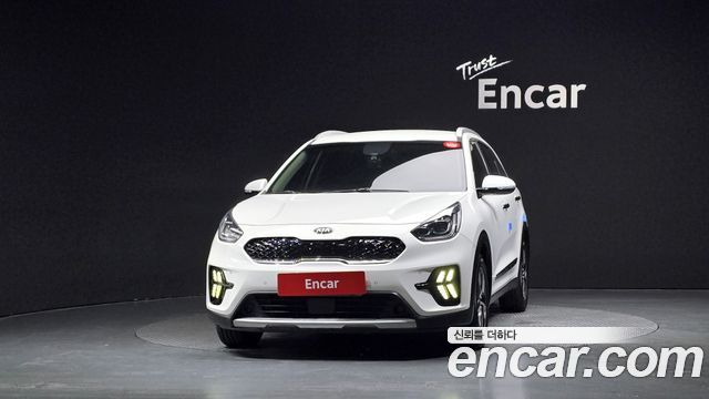 Kia Niro 1.6 HEV Noblesse Special 2020 — фото 3