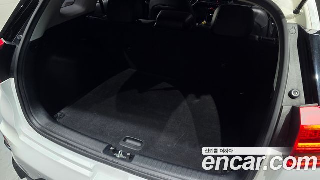 Kia Niro 1.6 HEV Noblesse Special 2020 — фото 22