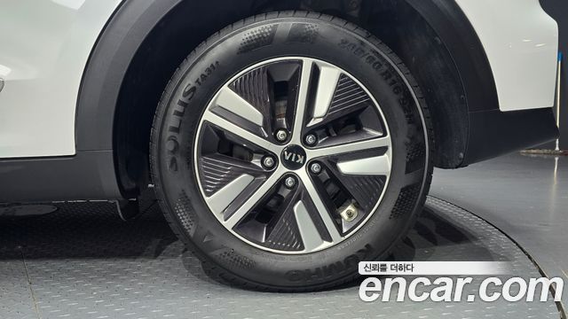 Kia Niro 1.6 HEV Noblesse Special 2020 — фото 27