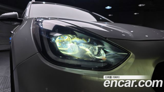 Kia Niro 1.6 HEV Noblesse Special 2020 — фото 28