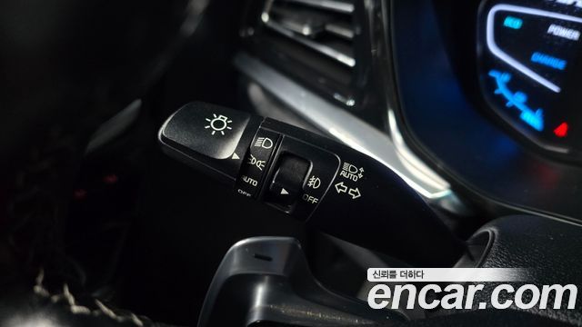 Kia Niro 1.6 HEV Noblesse Special 2020 — фото 34