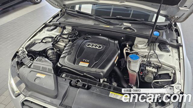 Audi A4 2.0 TDI B8 2014 — фото 6