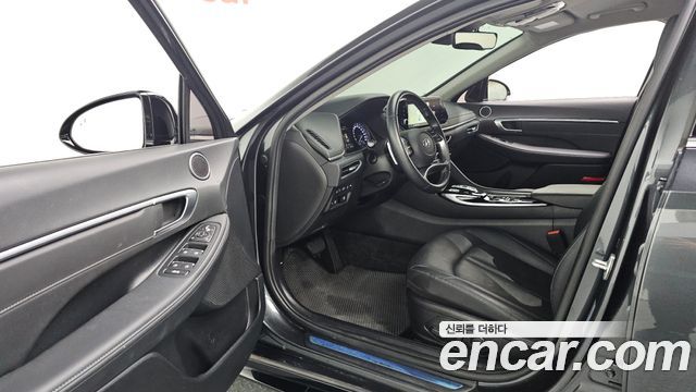 Hyundai Sonata (DN8) 2.0 Premium Plus 2022 — фото 10
