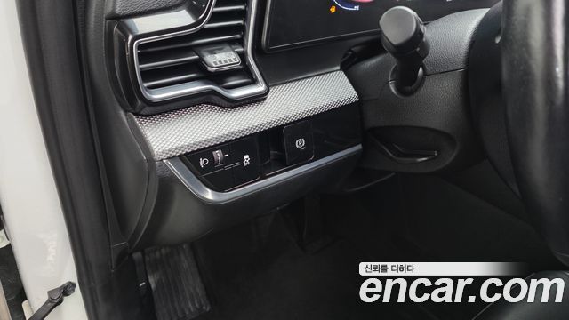 Kia Sportage (V) Gasoline 1.6 Turbo 2WD Trendy 2022 — фото 19