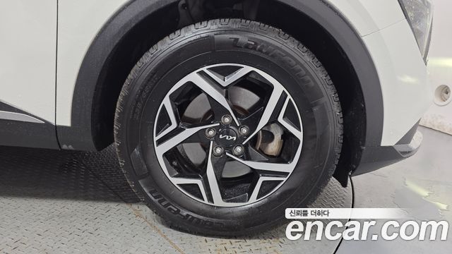 Kia Sportage (V) Gasoline 1.6 Turbo 2WD Trendy 2022 — фото 21
