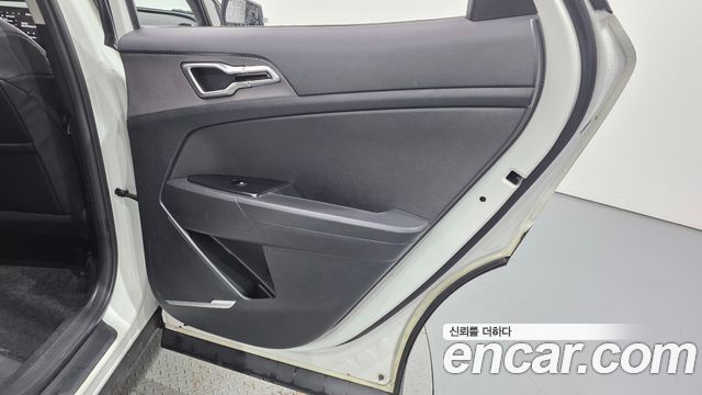 Kia Sportage (V) Gasoline 1.6 Turbo 2WD Trendy 2022 — фото 25