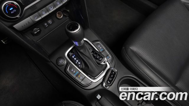 Hyundai Kona 1.6 Turbo 2WD Modern Art 2018 — фото 9