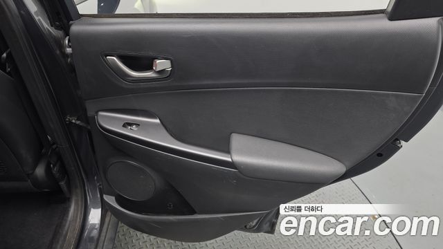 Hyundai Kona 1.6 Turbo 2WD Modern Art 2018 — фото 25