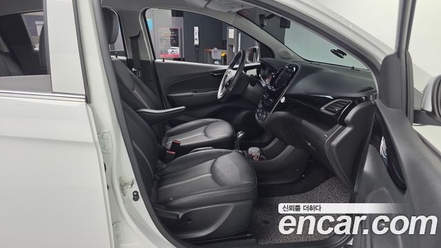 Chevrolet Spark Premier 2022 — фото 11