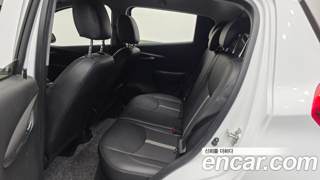 Chevrolet Spark Premier 2022 — фото 12