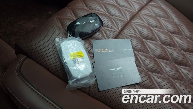 Genesis G90 (RS4) Gasoline 3.5 Turbo e-S/C AWD LWB 2022 — фото 19