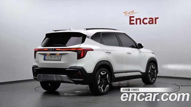 Kia Seltos Gasoline 1.6 Turbo 2WD Signature 2023 — фото 2