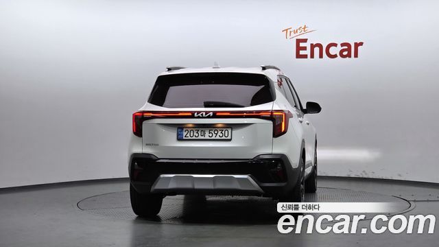 Kia Seltos Gasoline 1.6 Turbo 2WD Signature 2023 — фото 4