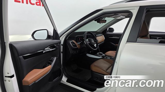 Kia Seltos Gasoline 1.6 Turbo 2WD Signature 2023 — фото 10