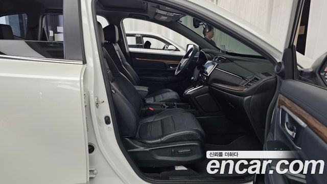 Honda CR-V (V) 1.5 Touring 4WD 2017 — фото 11
