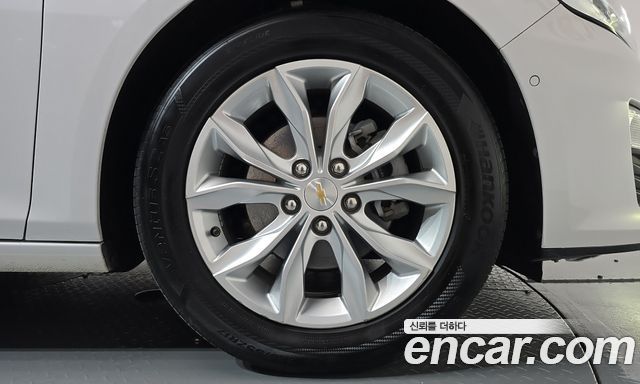 Chevrolet Malibu 1.3 Turbo Premier Prime Sefety 2022 — фото 21