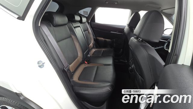 Kia Seltos Gasoline 1.6 Turbo 2WD Gravity 2022 — фото 12