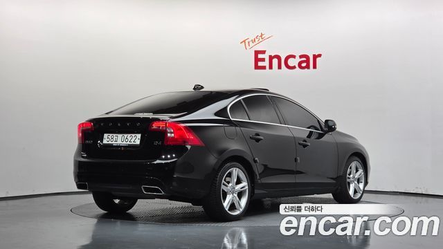 Volvo S60 D4 2nd 2016 — фото 2
