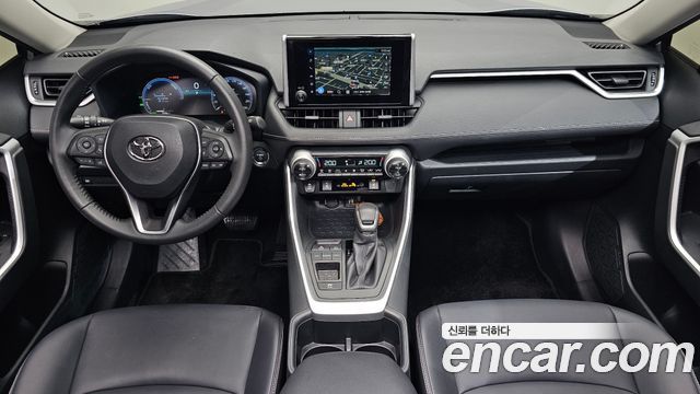 Toyota RAV4 (V) 2.5 2WD Hybrid XLE 2024 — фото 7