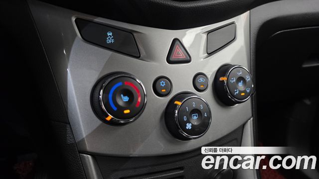 Chevrolet Trax 1.4 LT Leather Package 2015 — фото 16