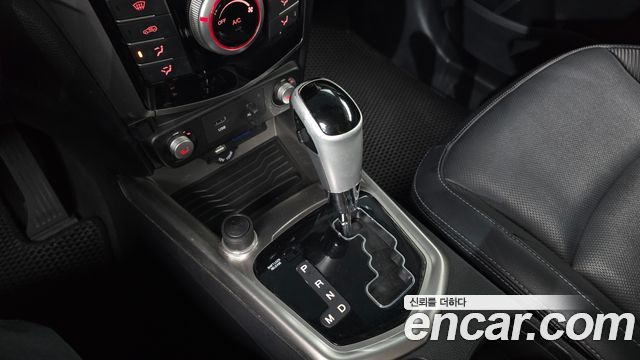 KG Mobility (SsangYong) Tivoli Diesel VX 2WD 2016 — фото 9