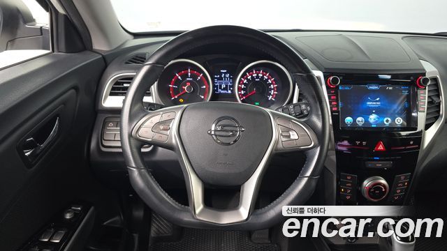 KG Mobility (SsangYong) Tivoli Diesel VX 2WD 2016 — фото 13