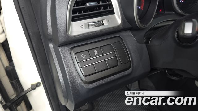 KG Mobility (SsangYong) Tivoli Diesel VX 2WD 2016 — фото 29
