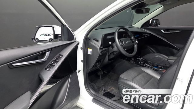 Kia Niro EV Air 2023 — фото 10