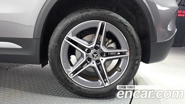 Mercedes-Benz GLA-Class (H247) GLA250 4MATIC 2023 — фото 27
