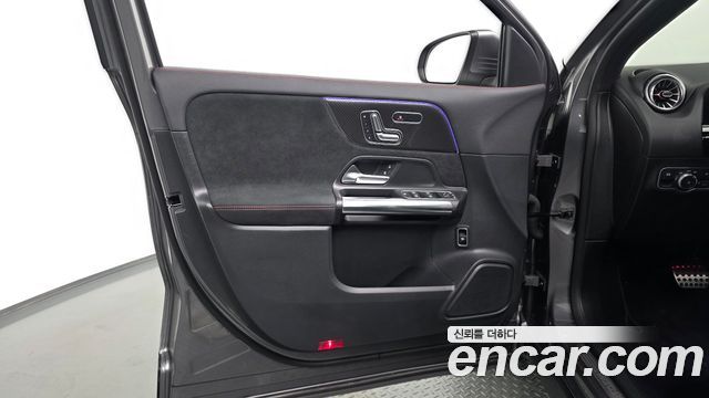 Mercedes-Benz GLA-Class (H247) GLA250 4MATIC 2023 — фото 30