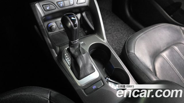 Hyundai Tucson ix Diesel(e-VGT) 2WD Premium 2014 — фото 9