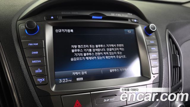 Hyundai Tucson ix Diesel(e-VGT) 2WD Premium 2014 — фото 20