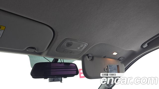 Hyundai Grand Starex 5-Seater VAN Modern 2016 — фото 20