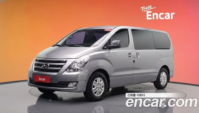 Hyundai Grand Starex 5-Seater VAN Modern