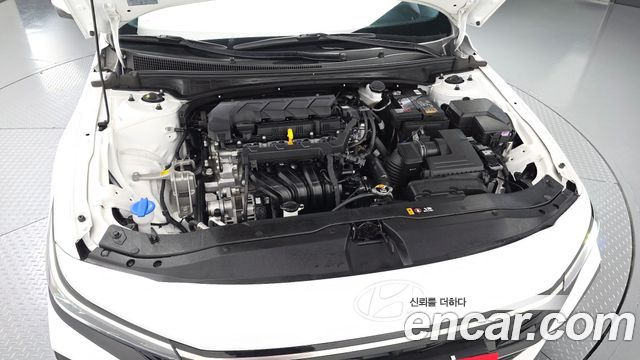 Hyundai Avante (CN7) 1.6 Inspiration 2025 — фото 6