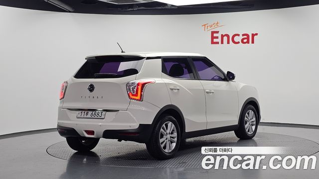 KG Mobility (SsangYong) Tivoli VX 2WD 2015 — фото 2