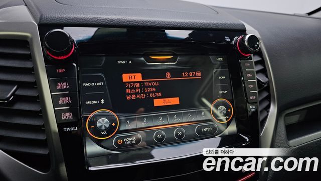 KG Mobility (SsangYong) Tivoli VX 2WD 2015 — фото 16