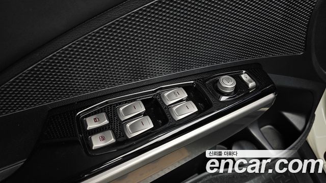 KG Mobility (SsangYong) Tivoli VX 2WD 2015 — фото 17