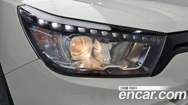 KG Mobility (SsangYong) Tivoli VX 2WD 2015 — фото 22