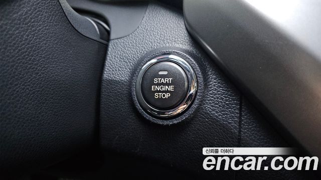 KG Mobility (SsangYong) Tivoli VX 2WD 2015 — фото 27