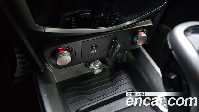 KG Mobility (SsangYong) Tivoli VX 2WD 2015 — фото 30