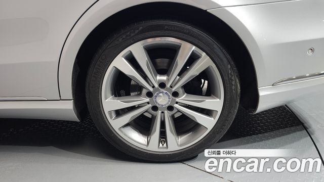 Mercedes-Benz E-Class (W212) E300 Avangard 2014 — фото 21