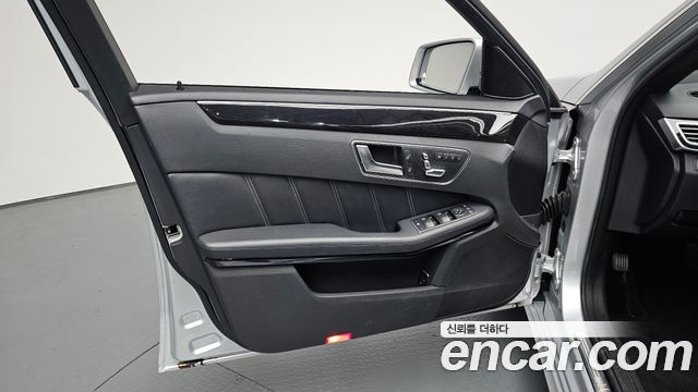 Mercedes-Benz E-Class (W212) E300 Avangard 2014 — фото 24