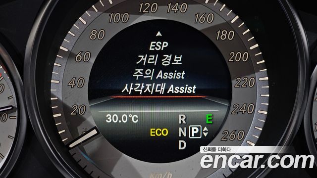 Mercedes-Benz E-Class (W212) E300 Avangard 2014 — фото 27
