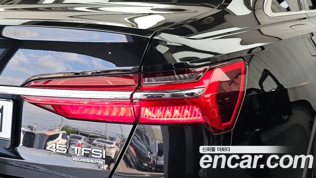 Audi A6 (C8) 45 TFSI Quattro Premium 2023 — фото 23