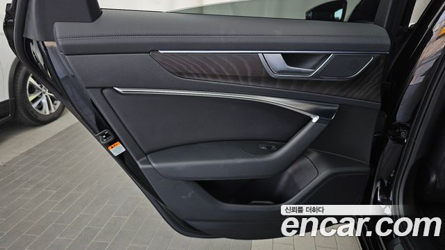 Audi A6 (C8) 45 TFSI Quattro Premium 2023 — фото 25